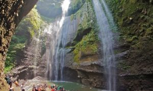 Air terjun madakirupa